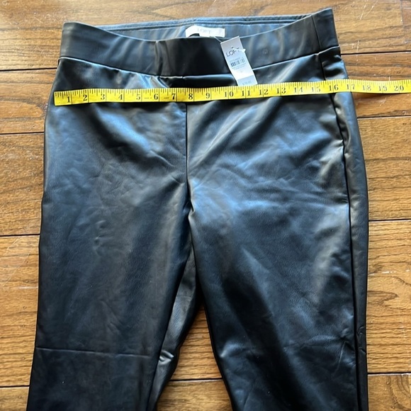 Ann Taylor Loft stretch, faux leather pants - Picture 7 of 8